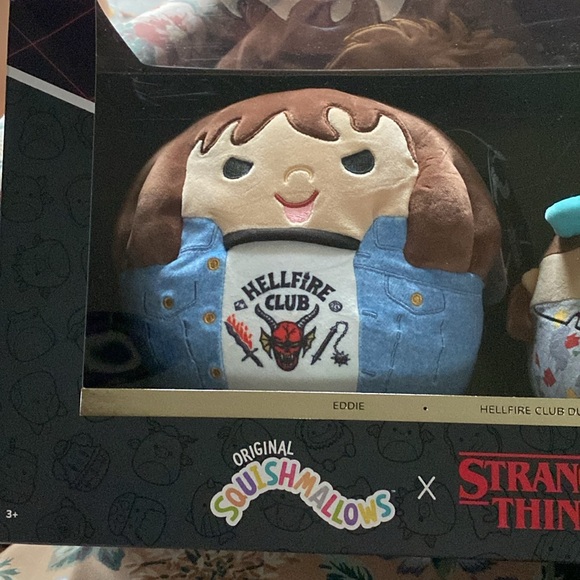 Mint in box Stranger ThingsXSquishmallow Hellfire Club Eddie and Dustin - Picture 3 of 9